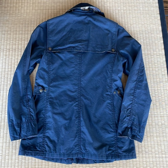 Barbour Ladies Jacket - Picture 10 of 10